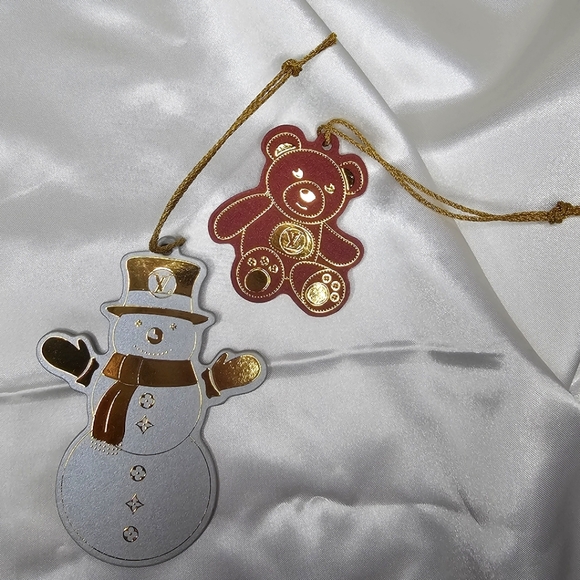 Louis Vuitton Other - New Louis Vuitton 2pc Rare Ornament Bundle!